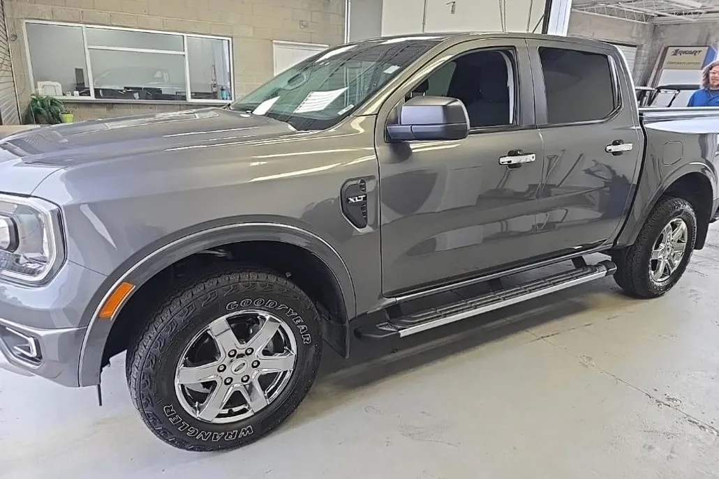 2024 Ford Ranger XLT photo 1