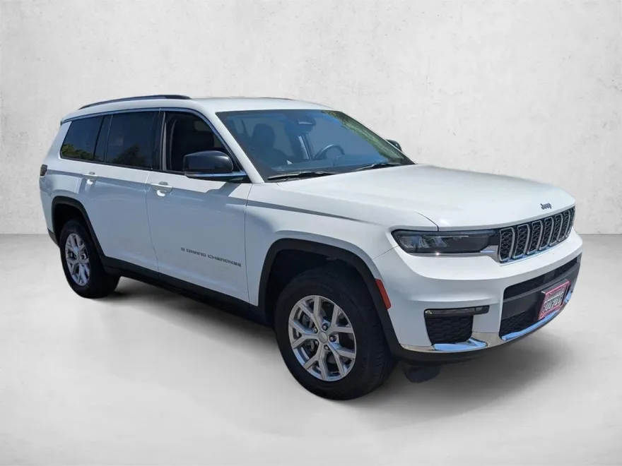 2022 Jeep Grand Cherokee Limited photo 1