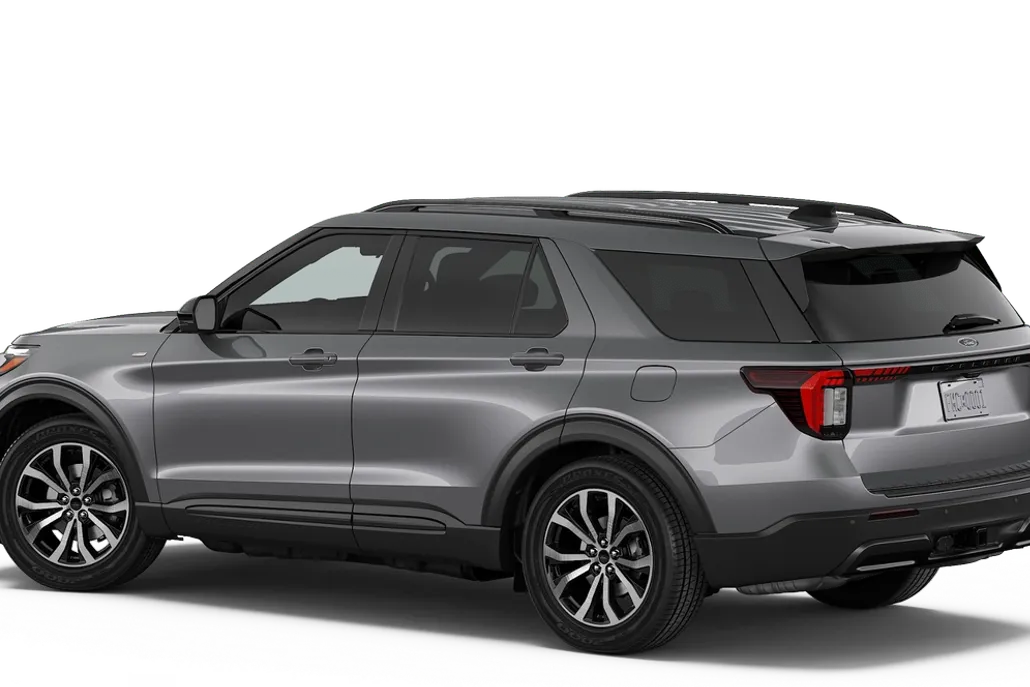 2026 Ford Explorer ST-Line photo 1