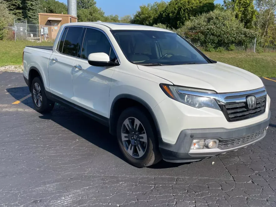 2019 Honda Ridgeline RTL-E photo 1