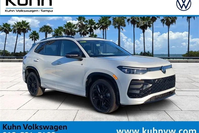 2025 Volkswagen Tiguan SE R-Line Black photo 1