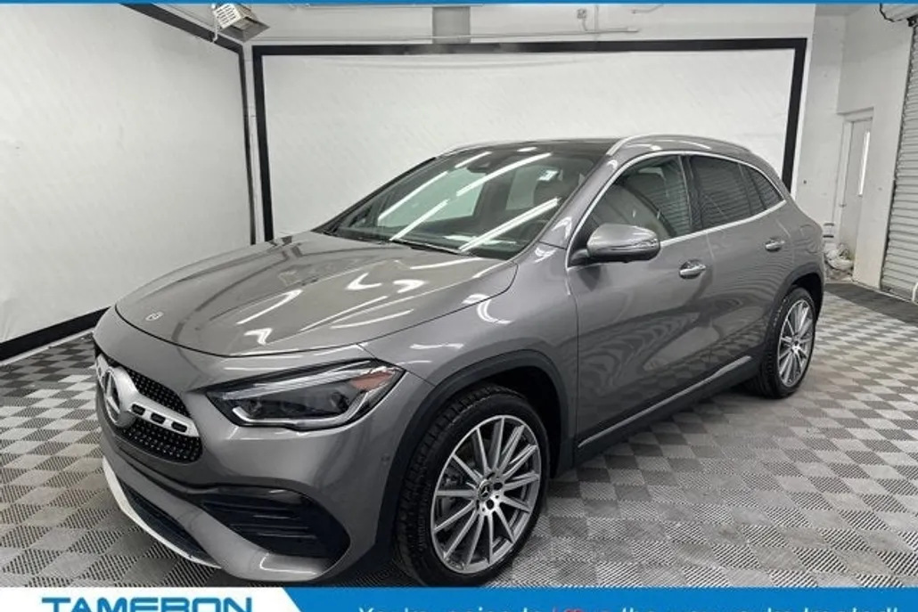 2022 Mercedes Benz GLA 250 photo 1