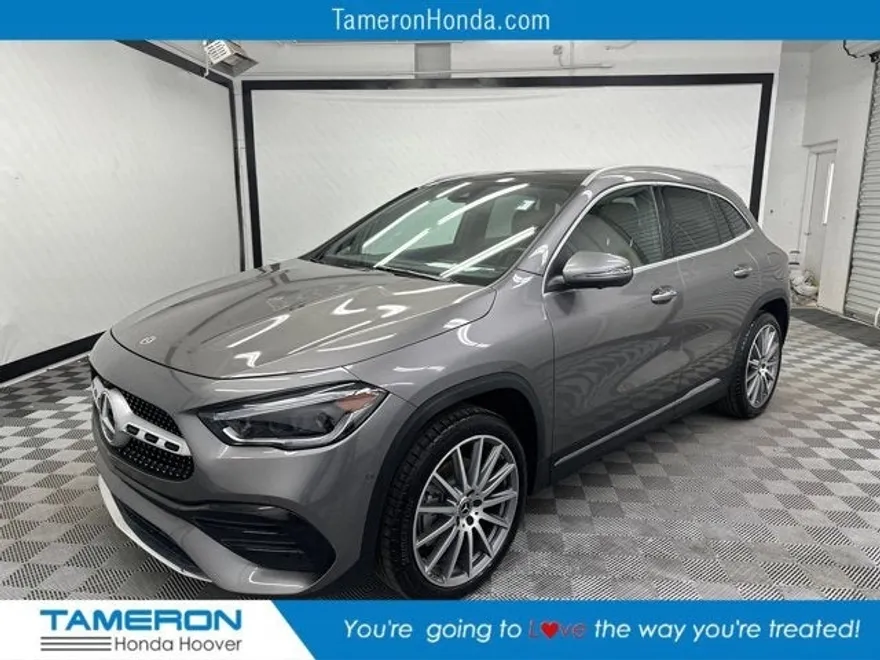 2022 Mercedes Benz GLA 250 photo 1