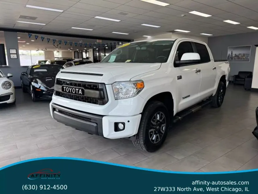 2017 Toyota Tundra CrewMax Limited photo 1