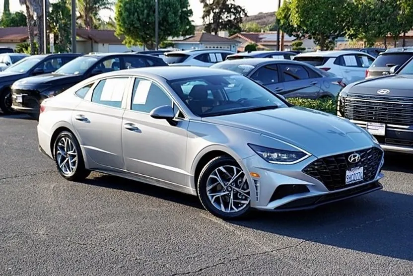 2023 Hyundai Sonata SEL photo 1