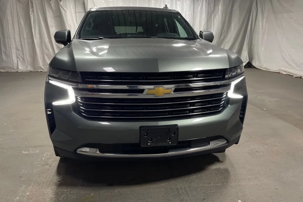 2023 Chevrolet Tahoe LT photo 1