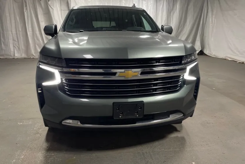 2023 Chevrolet Tahoe LT photo 1