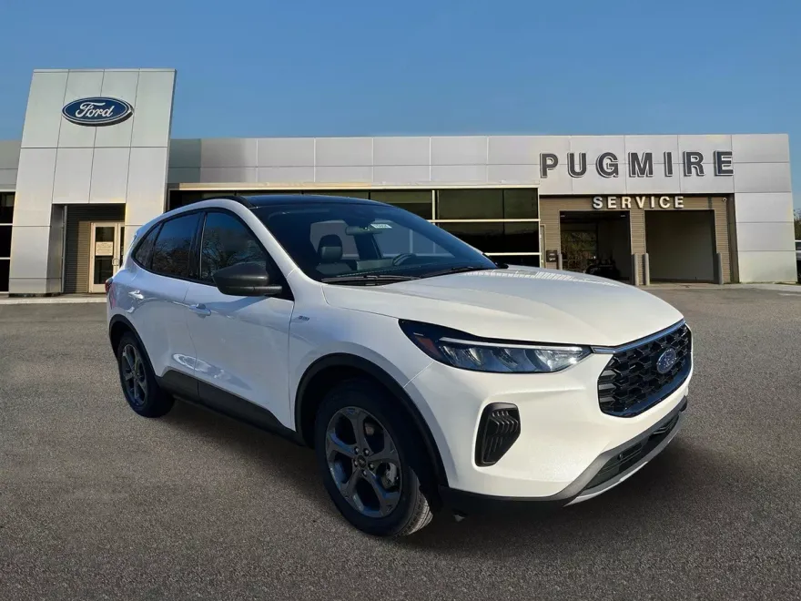 2025 Ford Escape ST-Line photo 1