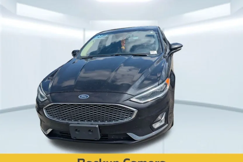 2019 Ford Fusion Titanium photo 1