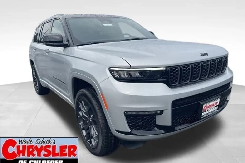 2025 Jeep Grand Cherokee L Summit photo 1