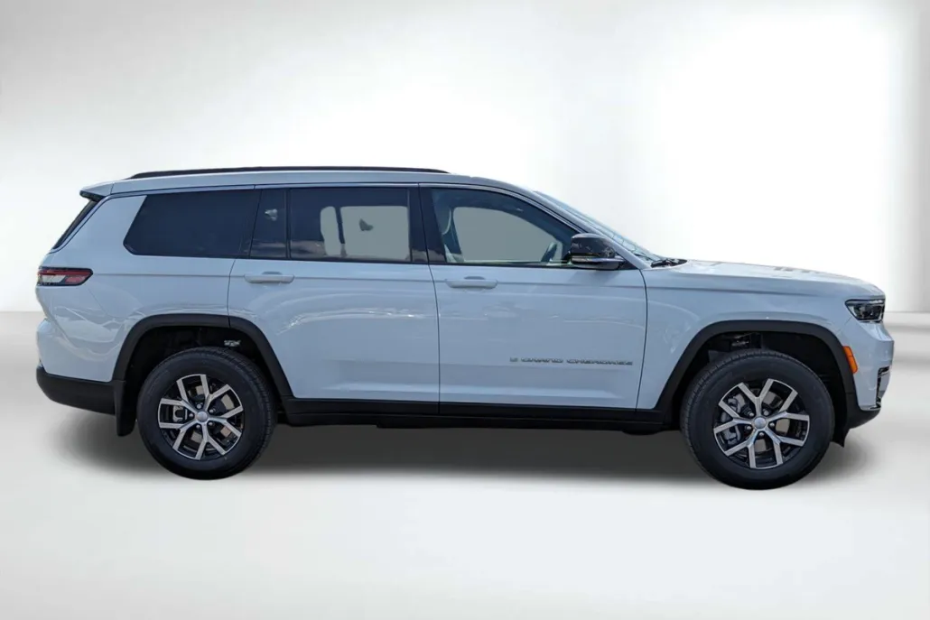 2025 Jeep Grand Cherokee Limited photo 1
