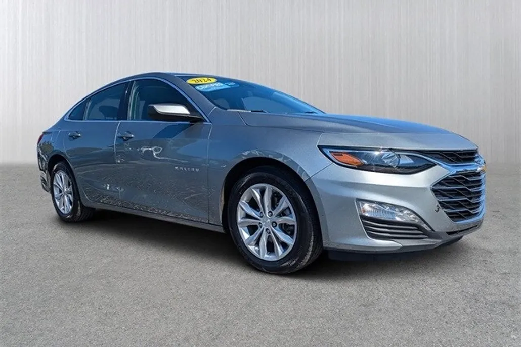 2024 Chevrolet Malibu 1LT photo 1