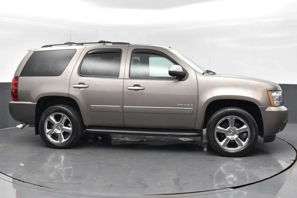 2014 Chevrolet Tahoe LTZ photo 1