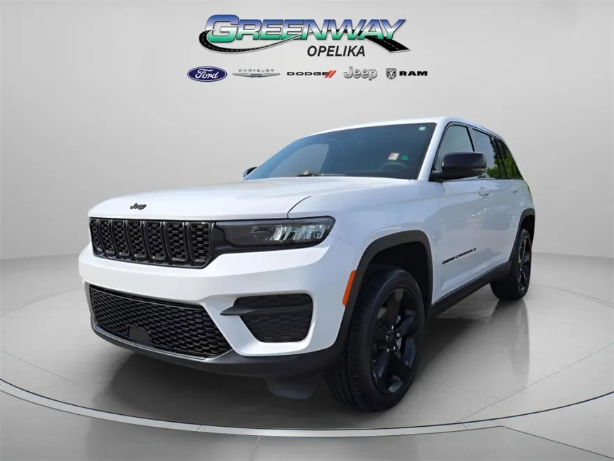 2025 Jeep Grand Cherokee Altitude photo 1