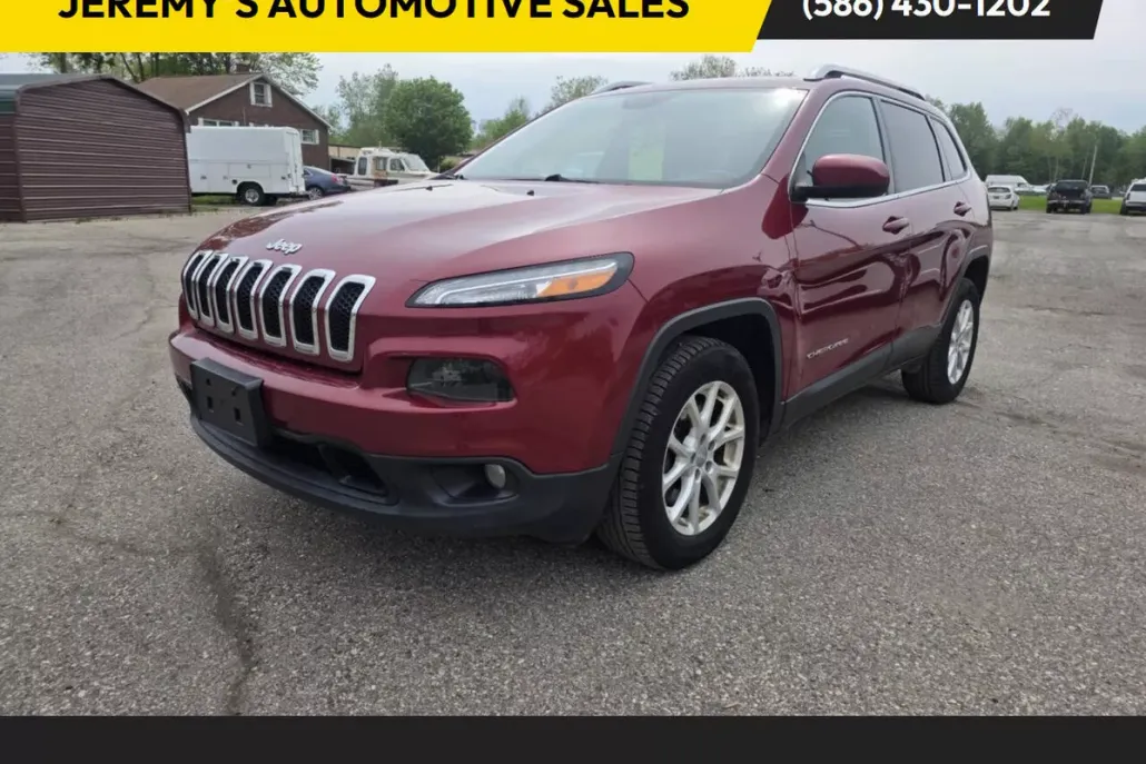 2016 Jeep Cherokee Latitude photo 1