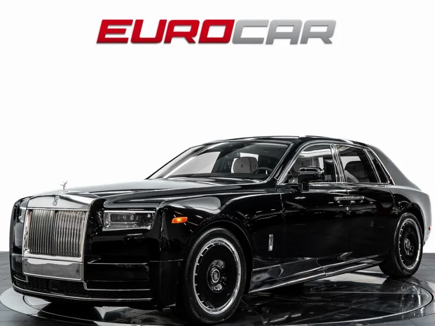 2025 Rolls Royce Phantom RR photo 1