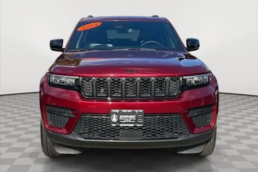 2024 Jeep Grand Cherokee Altitude photo 1