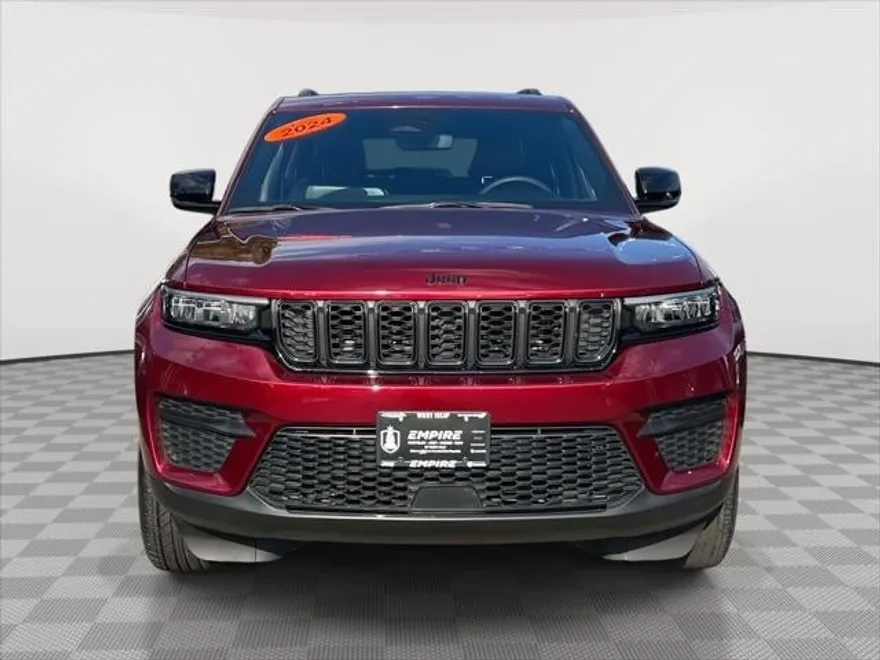 2024 Jeep Grand Cherokee Altitude photo 1