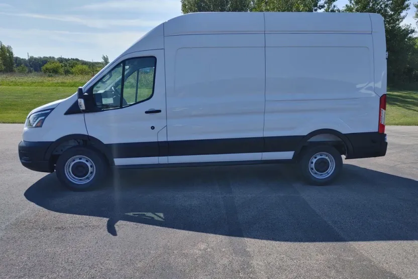 2025 Ford Transit Cargo Van photo 1