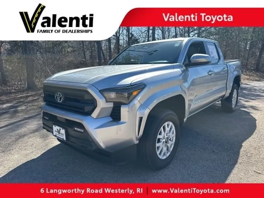 2024 Toyota Tacoma SR5 photo 1