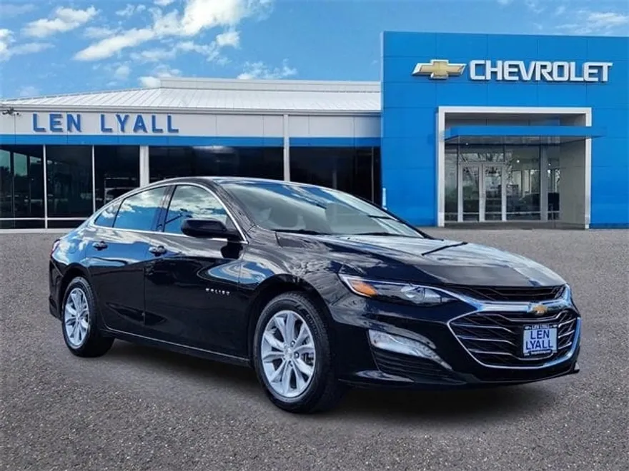 2024 Chevrolet Malibu 1LT photo 1
