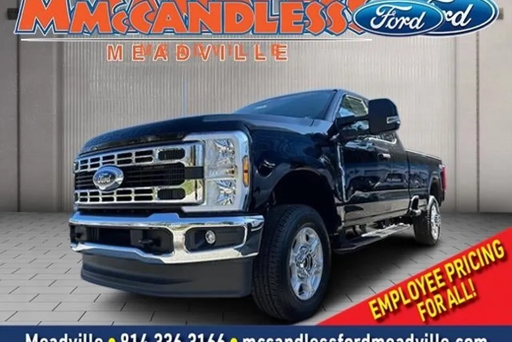 2025 Ford F-350 XLT photo 1