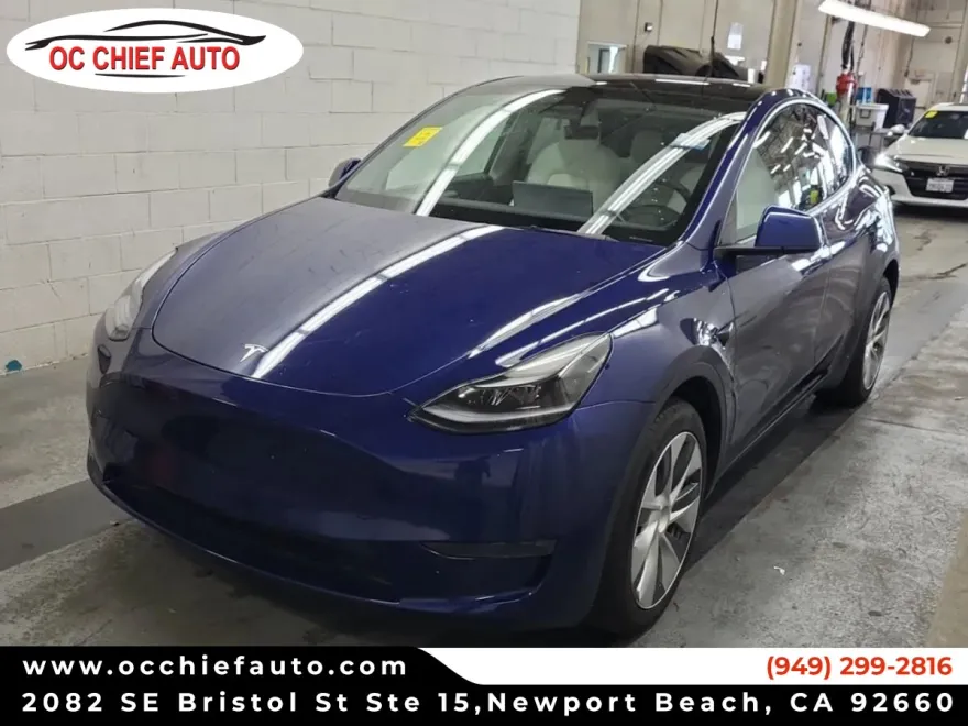 2022 Tesla Model Y Long Range photo 1