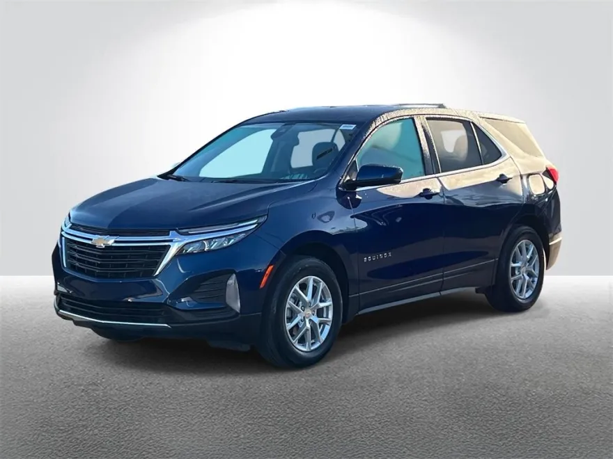 2022 Chevrolet Equinox LT photo 1