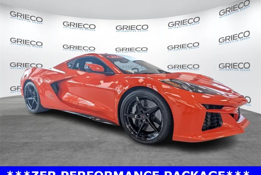 2025 Chevrolet Corvette E-Ray 3LZ photo 1
