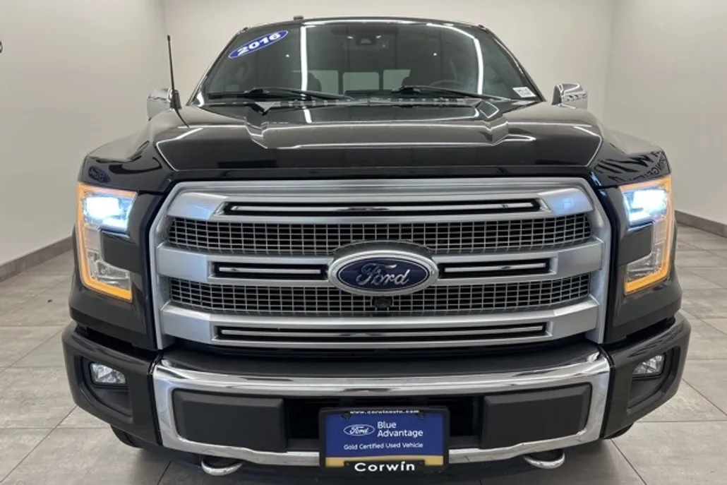 2016 Ford F-150 Platinum photo 1