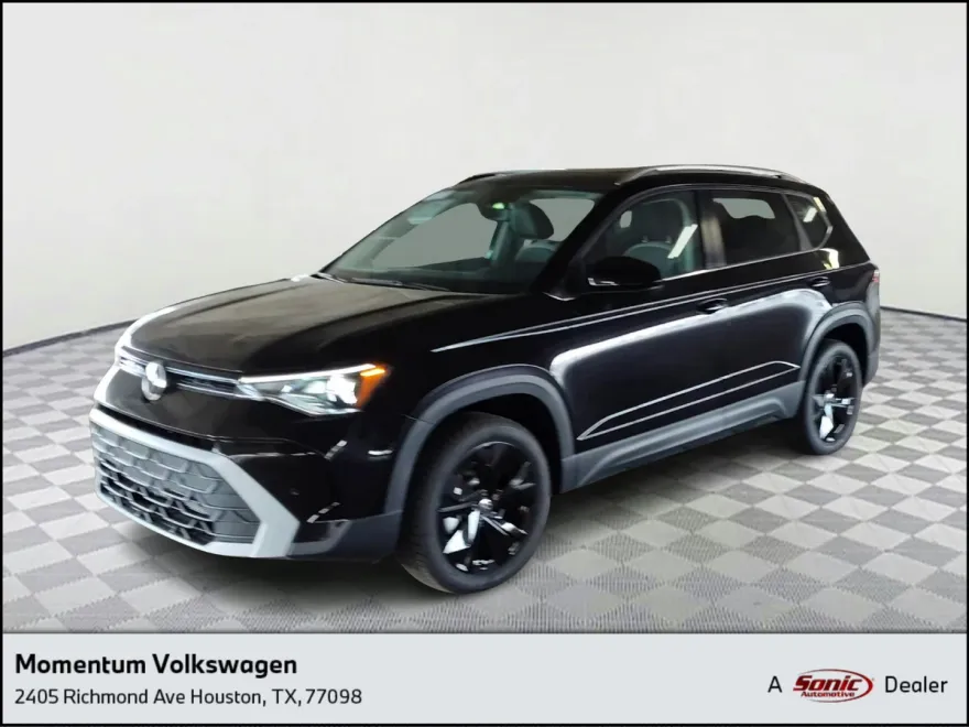 2025 Volkswagen Taos SE photo 1