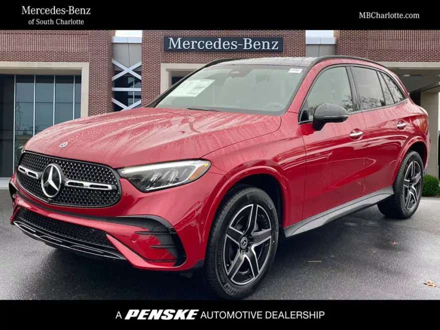 2025 Mercedes Benz GLC 300 4MATIC photo 1