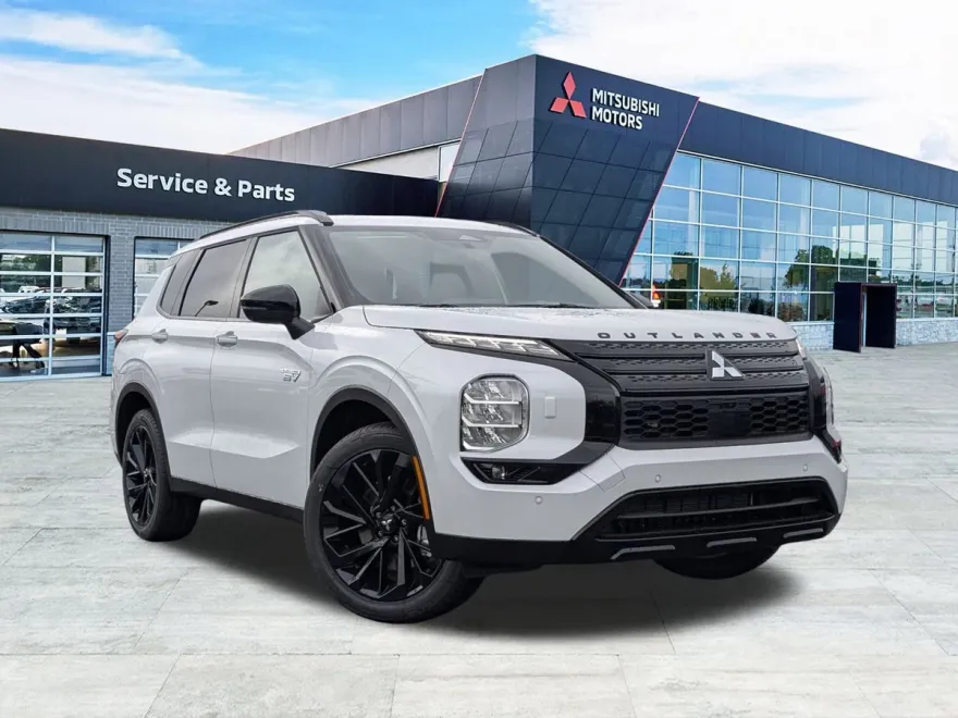 2025 Mitsubishi Outlander PHEV SEL Black Edition photo 1