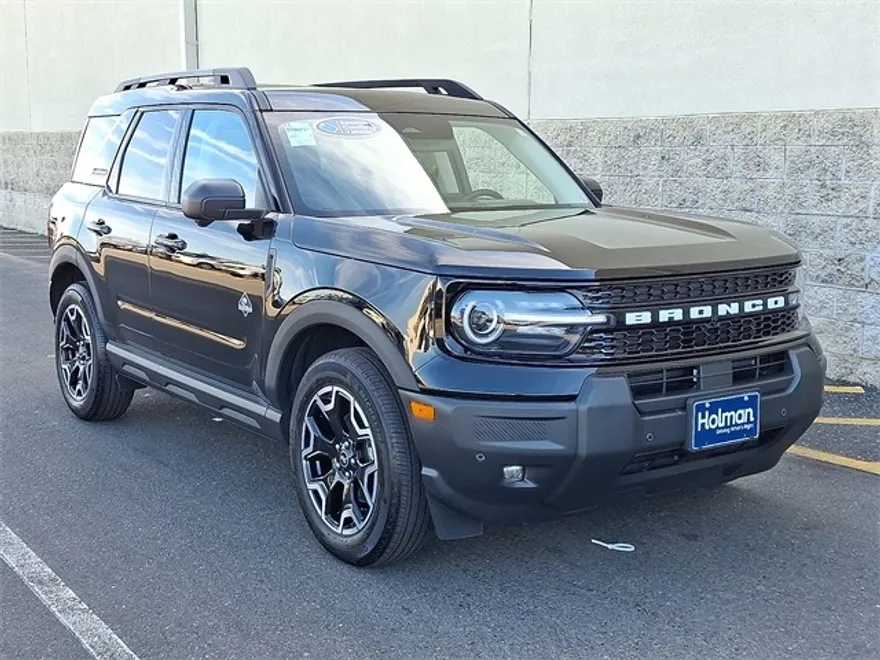 2025 Ford Bronco Sport Outer Banks photo 1