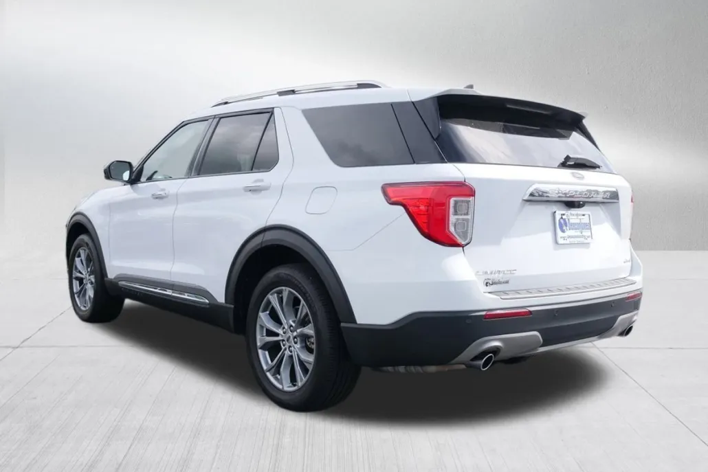 2022 Ford Explorer Limited photo 1