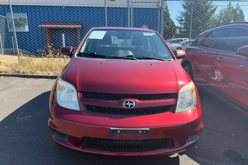 2006 Scion xA Base photo 1