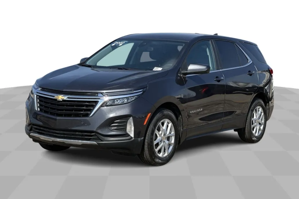 2022 Chevrolet Equinox LT photo 1