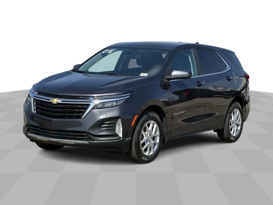 2022 Chevrolet Equinox LT photo 1