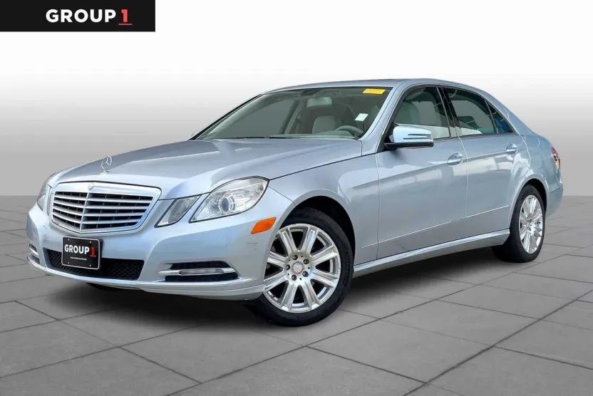 2013 Mercedes Benz E 350 photo 1
