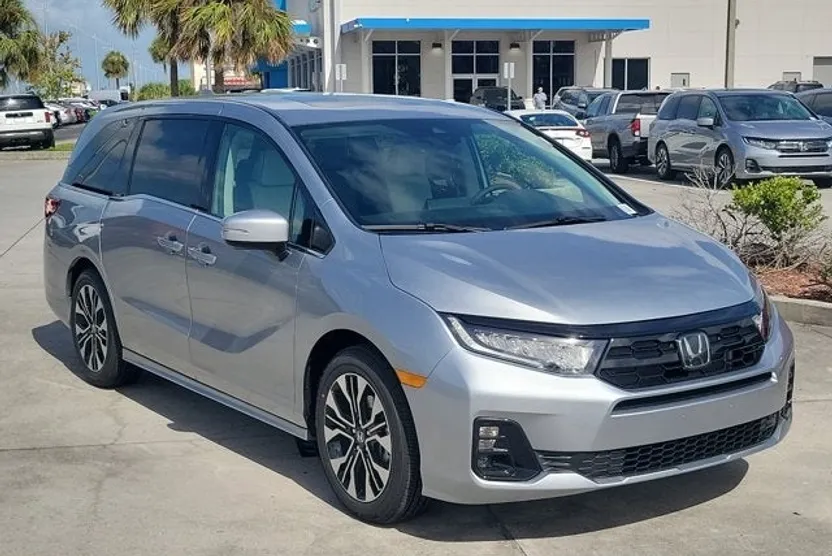 2026 Honda Odyssey Elite photo 1