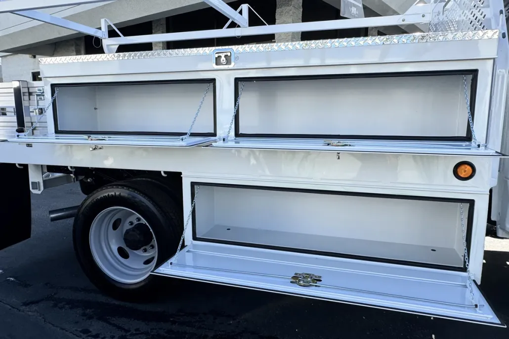 2025 Ford F-550 XL photo 1