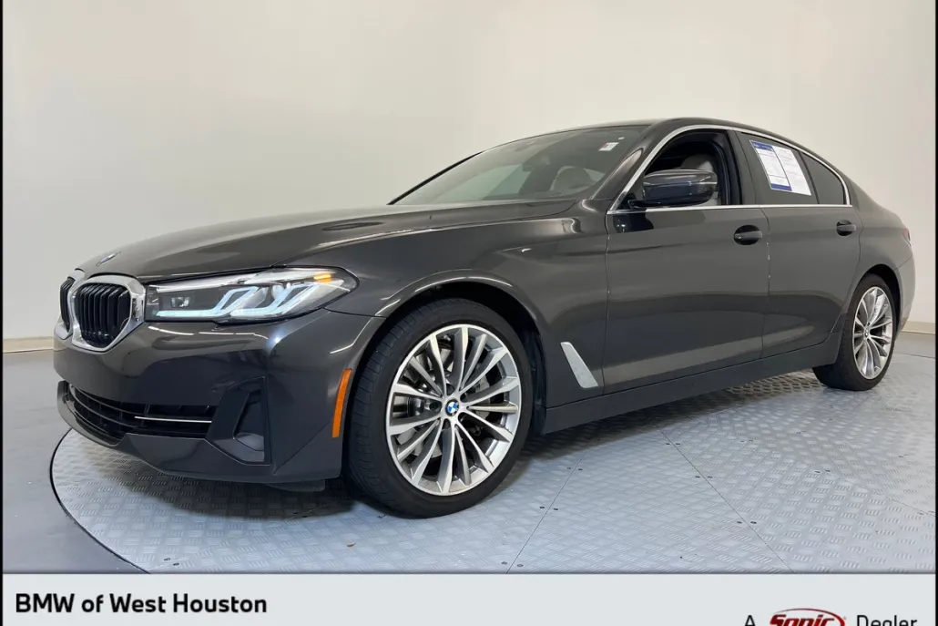 2023 Bmw 530i photo 1