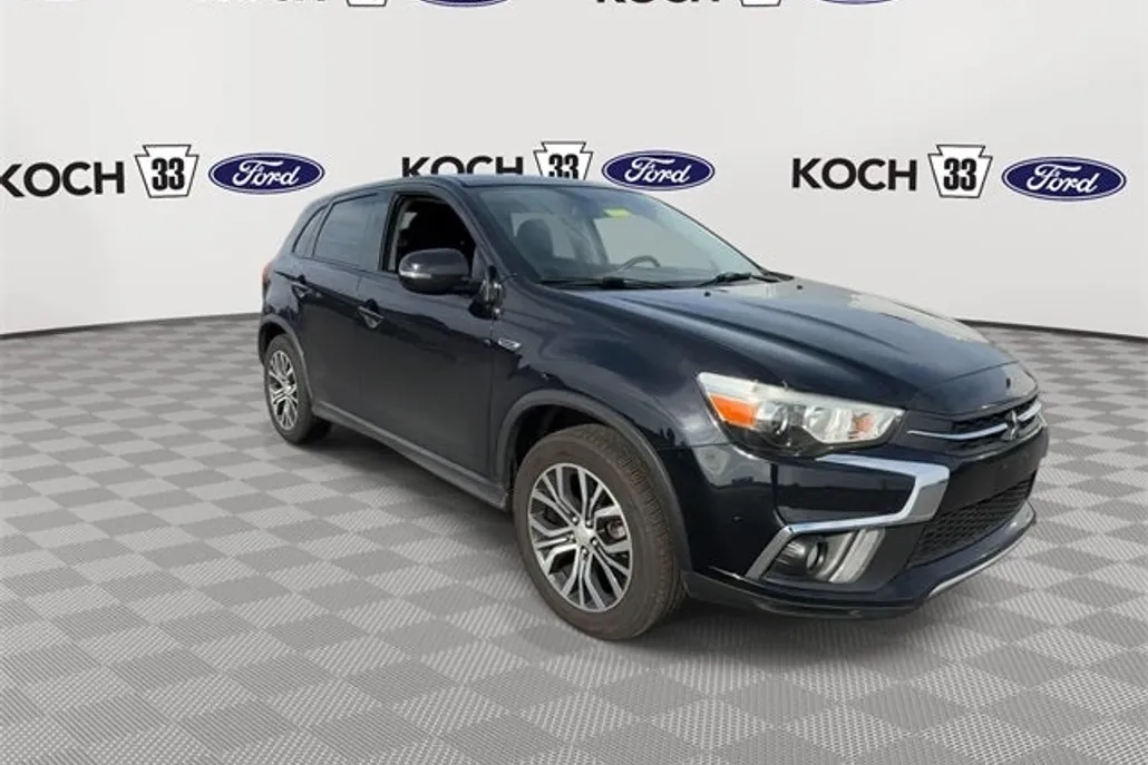 2019 Mitsubishi Outlander Sport SE photo 1