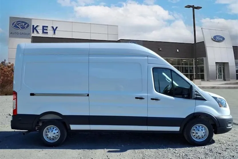2025 Ford Transit photo 1