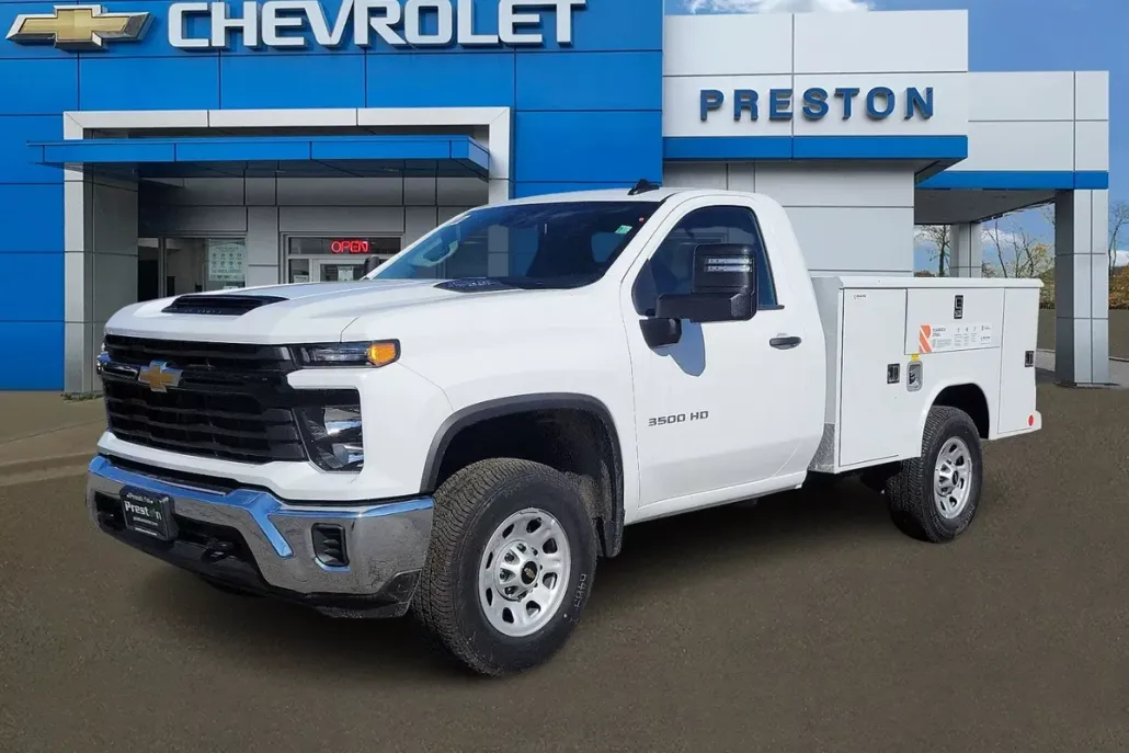 2024 Chevrolet Silverado 3500HD photo 1