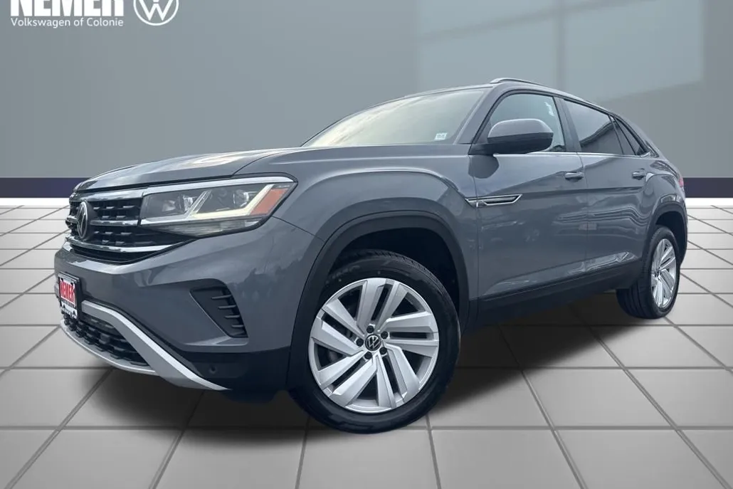 2022 Volkswagen Atlas Cross Sport SE Technology photo 1