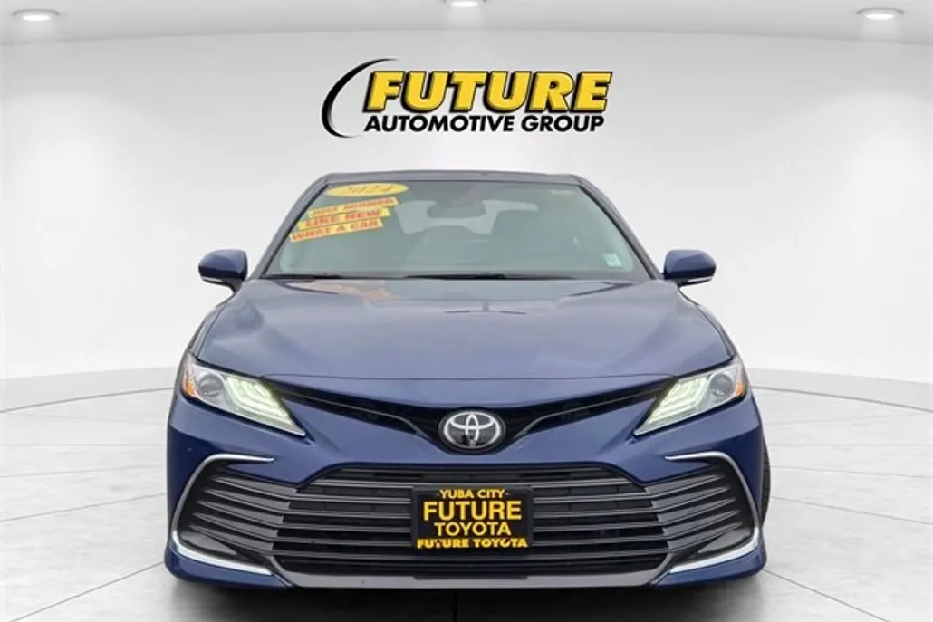 2024 Toyota Camry XLE photo 1