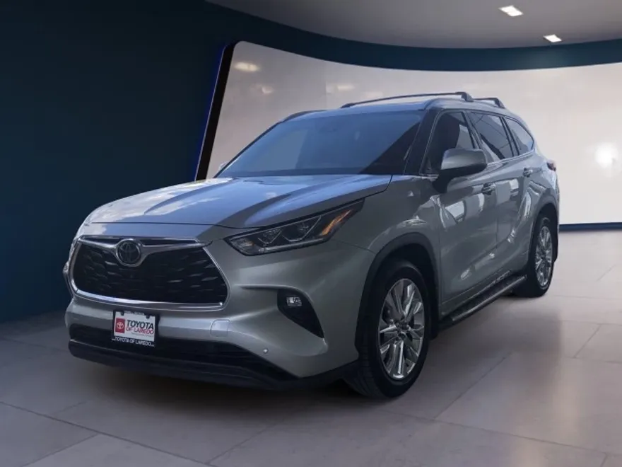 2021 Toyota Highlander Limited photo 1
