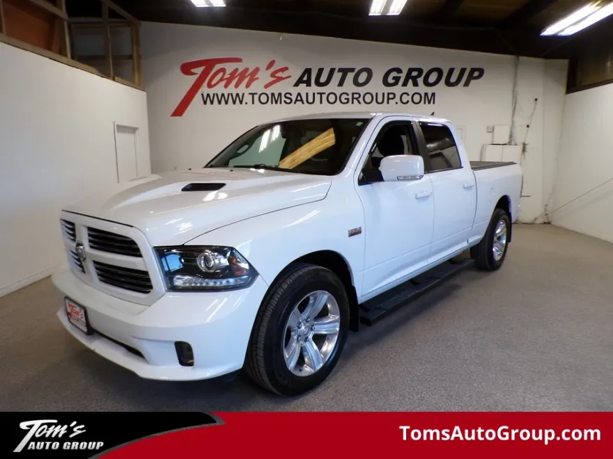 2016 Ram 1500 Sport photo 1