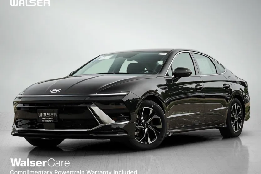 2025 Hyundai Sonata SEL photo 1
